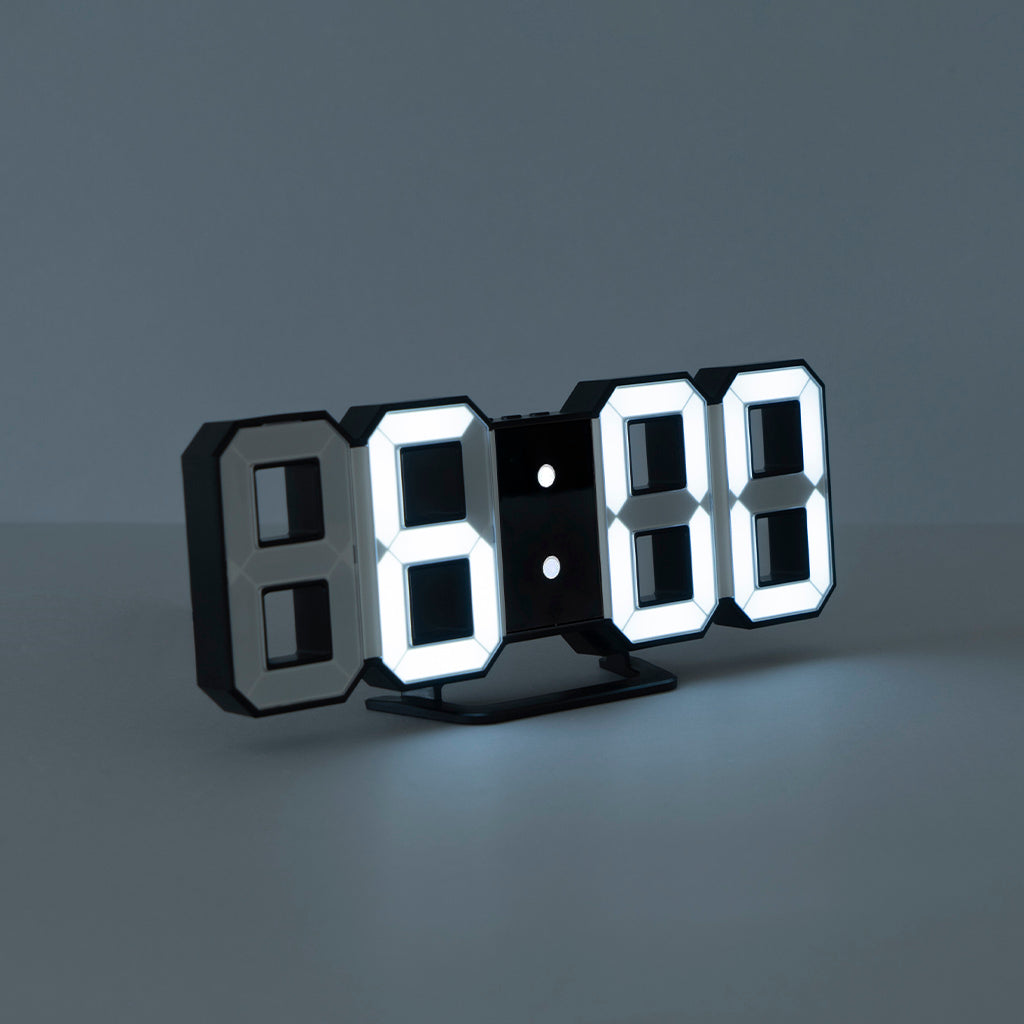 Sveglia Digital (S) nero 220V-5V incl. Balvi